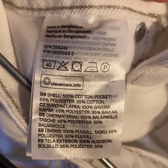 White, &DENIM, size 2 jean shorts - Picture 4 of 4